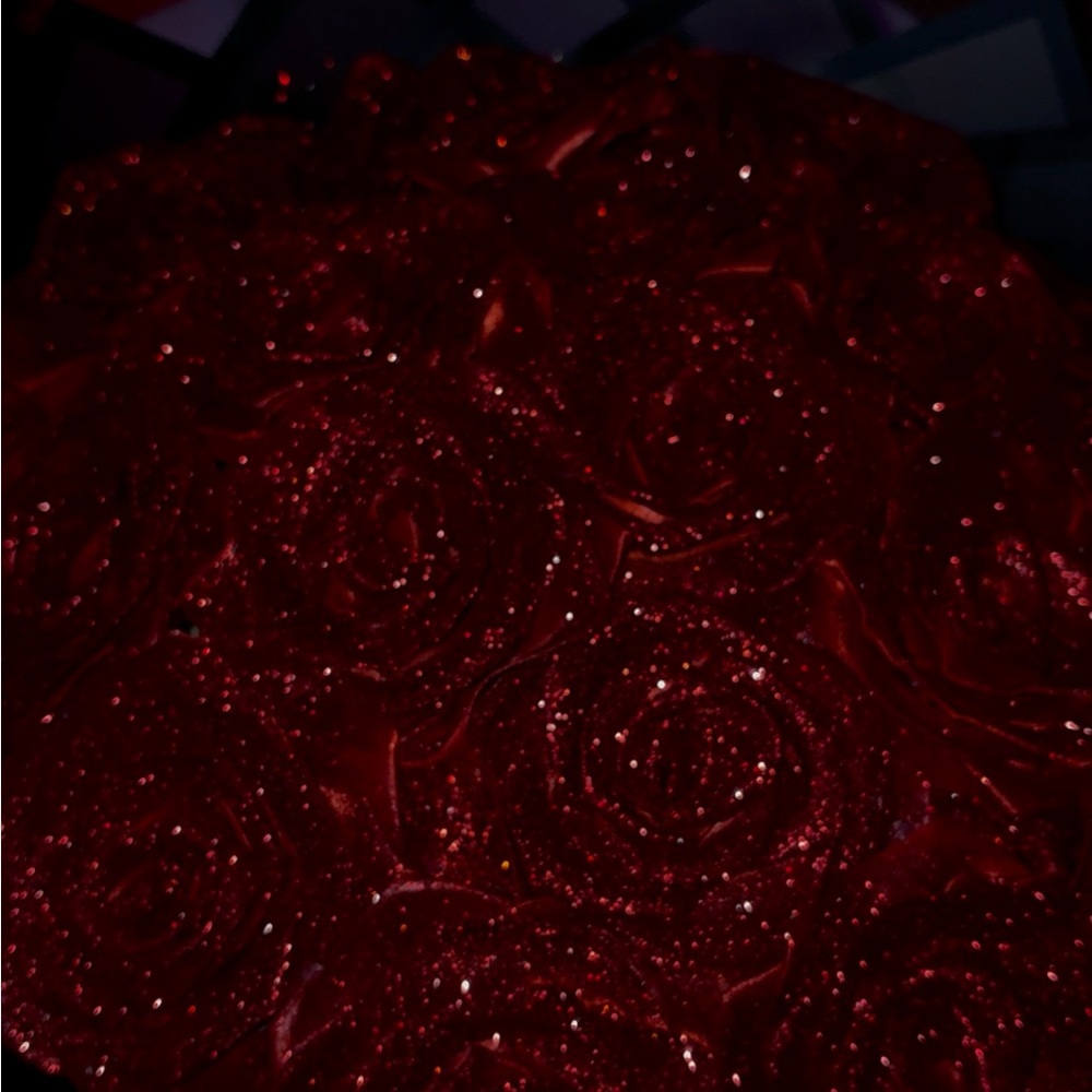 Red Glitter Rose Patterned Accessory - image 1